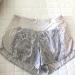 luluemon grey and white shorts